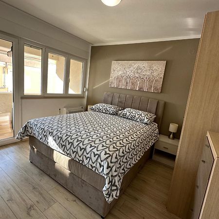 Apartment Providenca Zadar Bagian luar foto